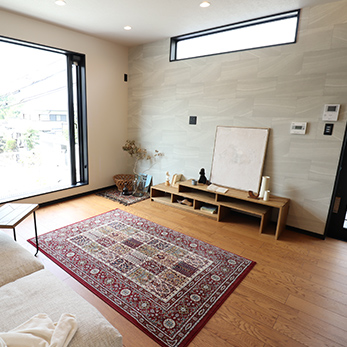 BOX HOUSE